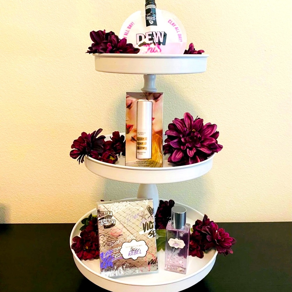 ✨NWT VS Tease Rebel Perfume Bundle✨